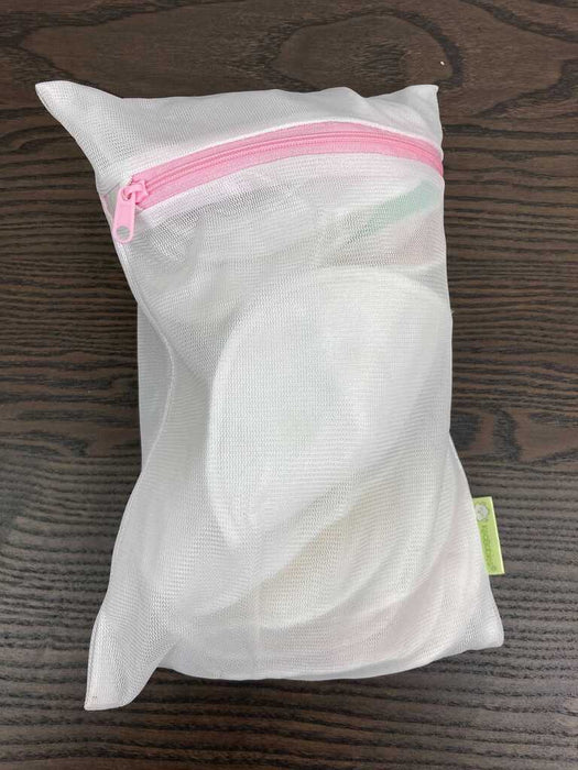 Shop BUNDLE Nursing Pads at GoodBuy Gear
