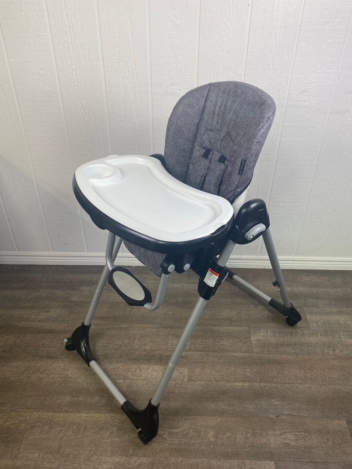 baby trend a la mode snap gear 5-in-1 high chair Baby Trend A La Mode Snap Gear 5-in-1 High Chair