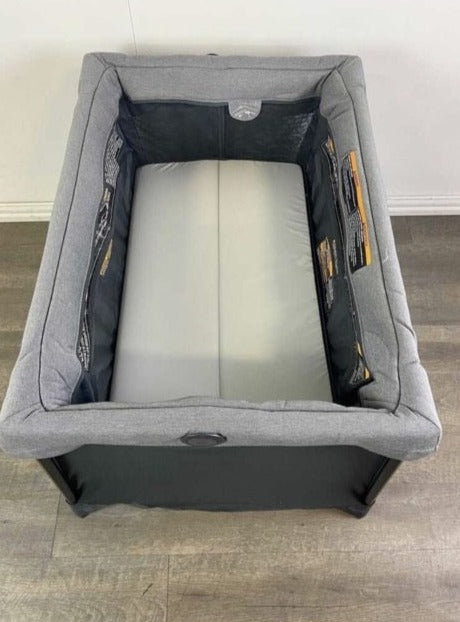 Baby Jogger City Suite Multi-Level Playard